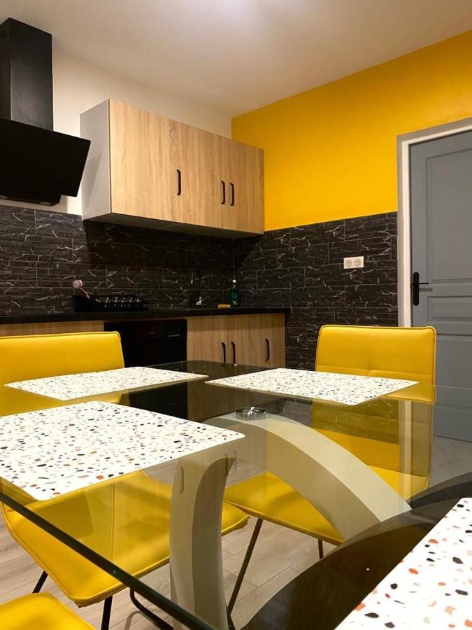 Residence Pfr Saint Pierre Buitenkant foto